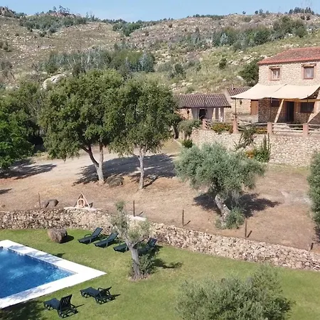 Detached 4 Bedroom With Pool Alojamento de Turismo Rural Valencia de Alcántara