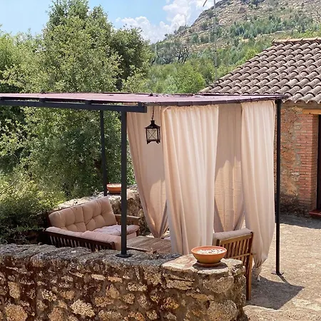 Detached 4 Bedroom With Pool Alojamento de Turismo Rural Valencia de Alcántara