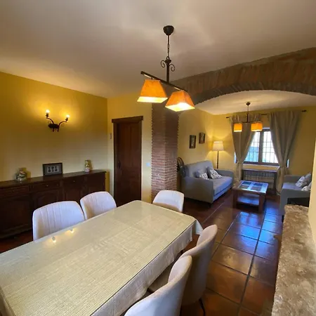 Detached 4 Bedroom With Pool Valencia de Alcántara